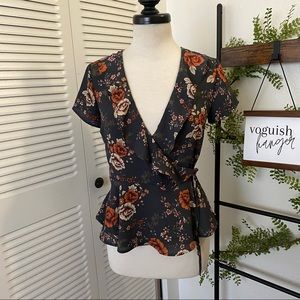 Forever 21|M|Dark Gray Floral Print Ruffled V Neck Plump Wrap Top